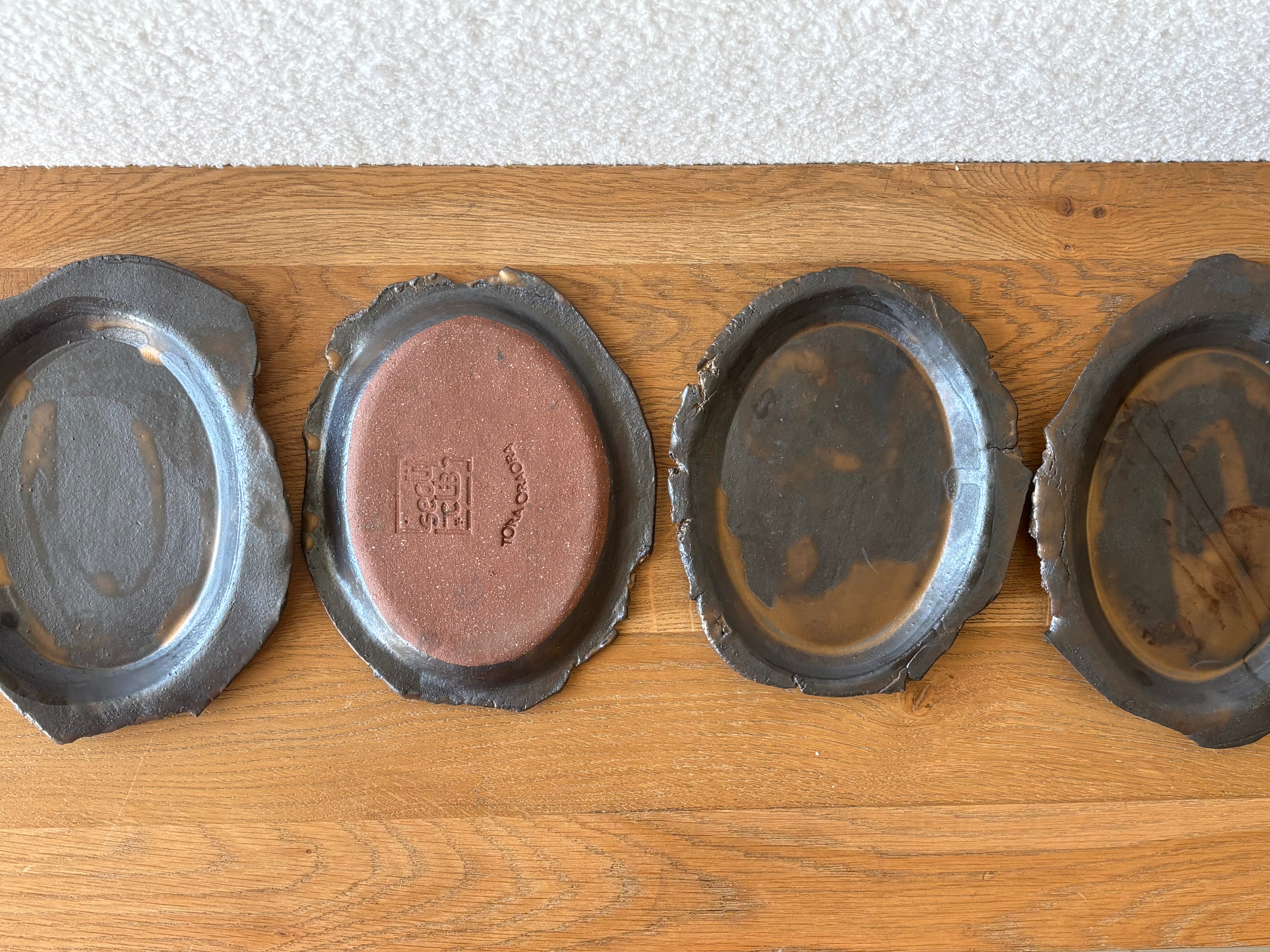 Oval plate set (4 pieces)