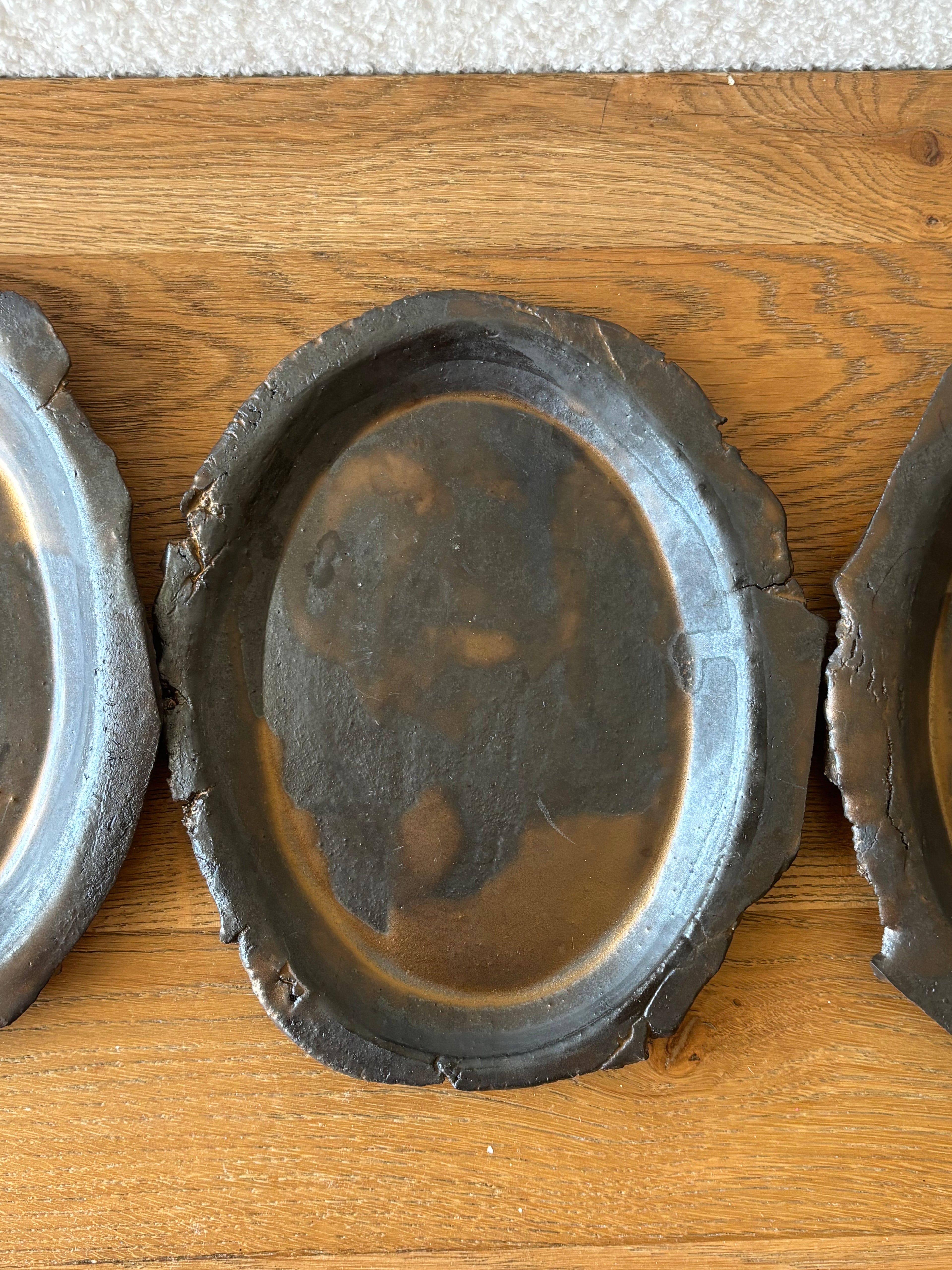 Oval plate set (4 pieces)