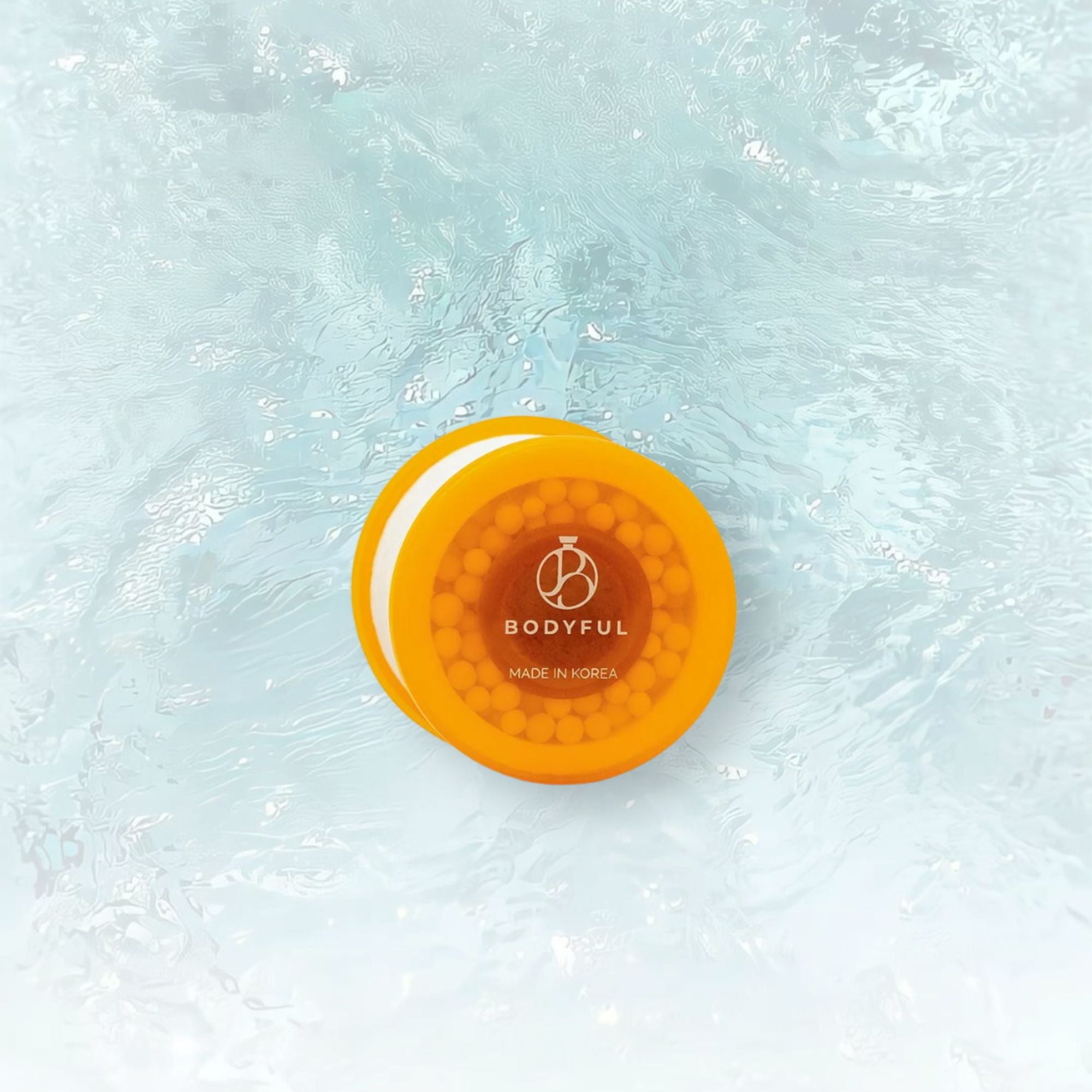 Vitamin Filter with 'BODYFUL' branding on a light blue textured background.
Doubles the filtering process and includes Vitamin C gel to add a layer of protection to your hair and skin, and creates an aromatherapy spa-experience in the shower.
